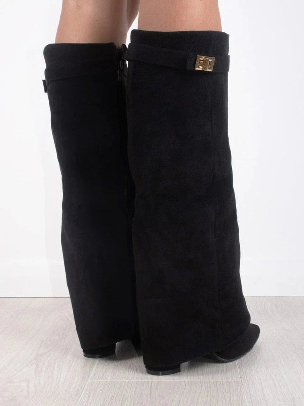 Stivali Elegant Suede Boots – Chic Comfort for All Occasions